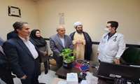 به مناسبت روز پزشک حضرت حجت الاسلام والمسلمین غفاری امام جمعه شهرستان فامنین به مناسبت روز پزشک با پزشکان بیمارستان امام حسن ع دیدار کردند .